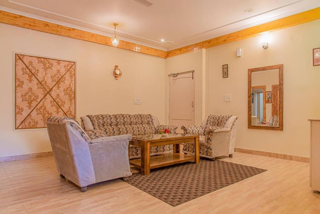 Valley View Family Unit Касаули Экстерьер фото